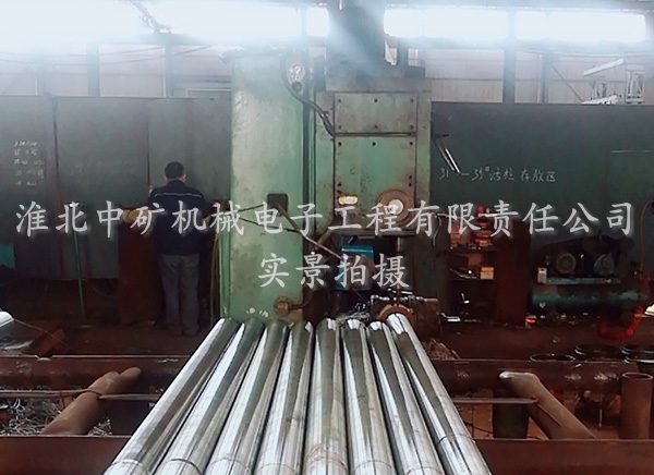 生產(chǎn)車間.車床.27SiMn無縫調質鋼管庫存.單體活柱.